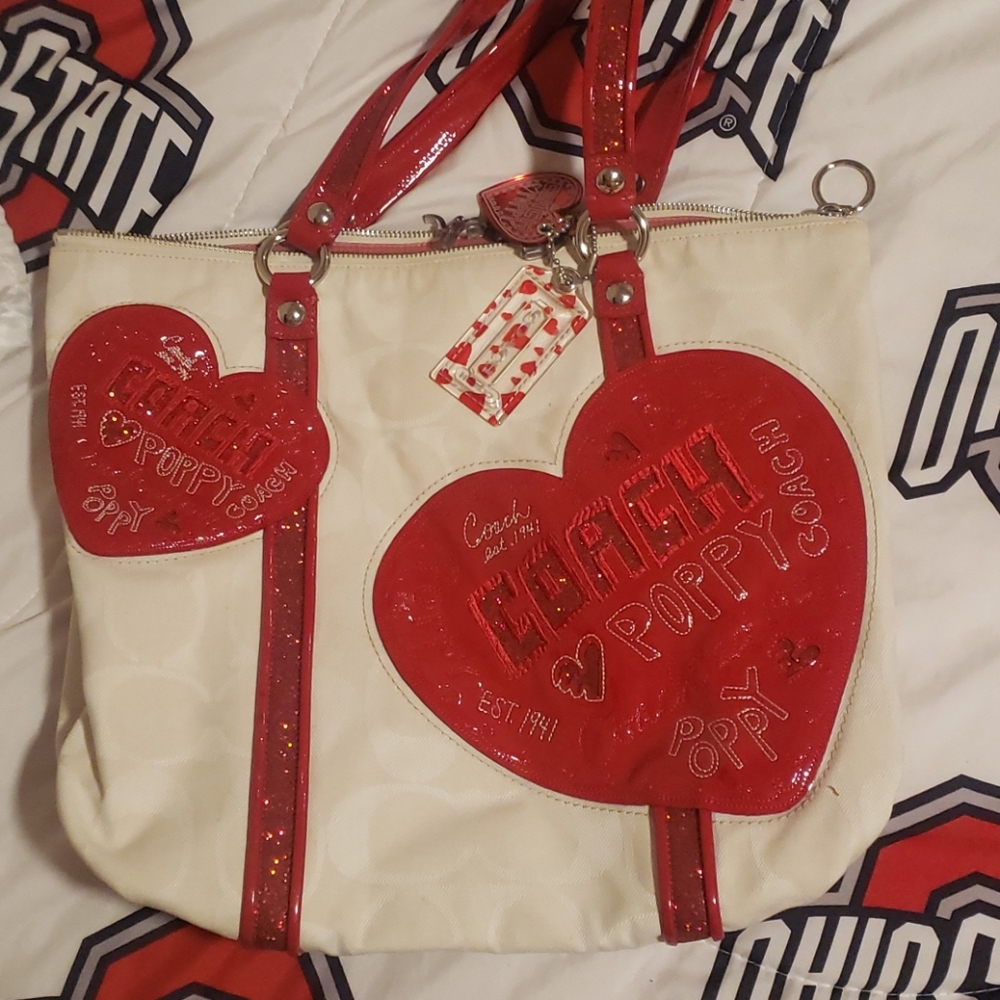 Limited edition coach poppy